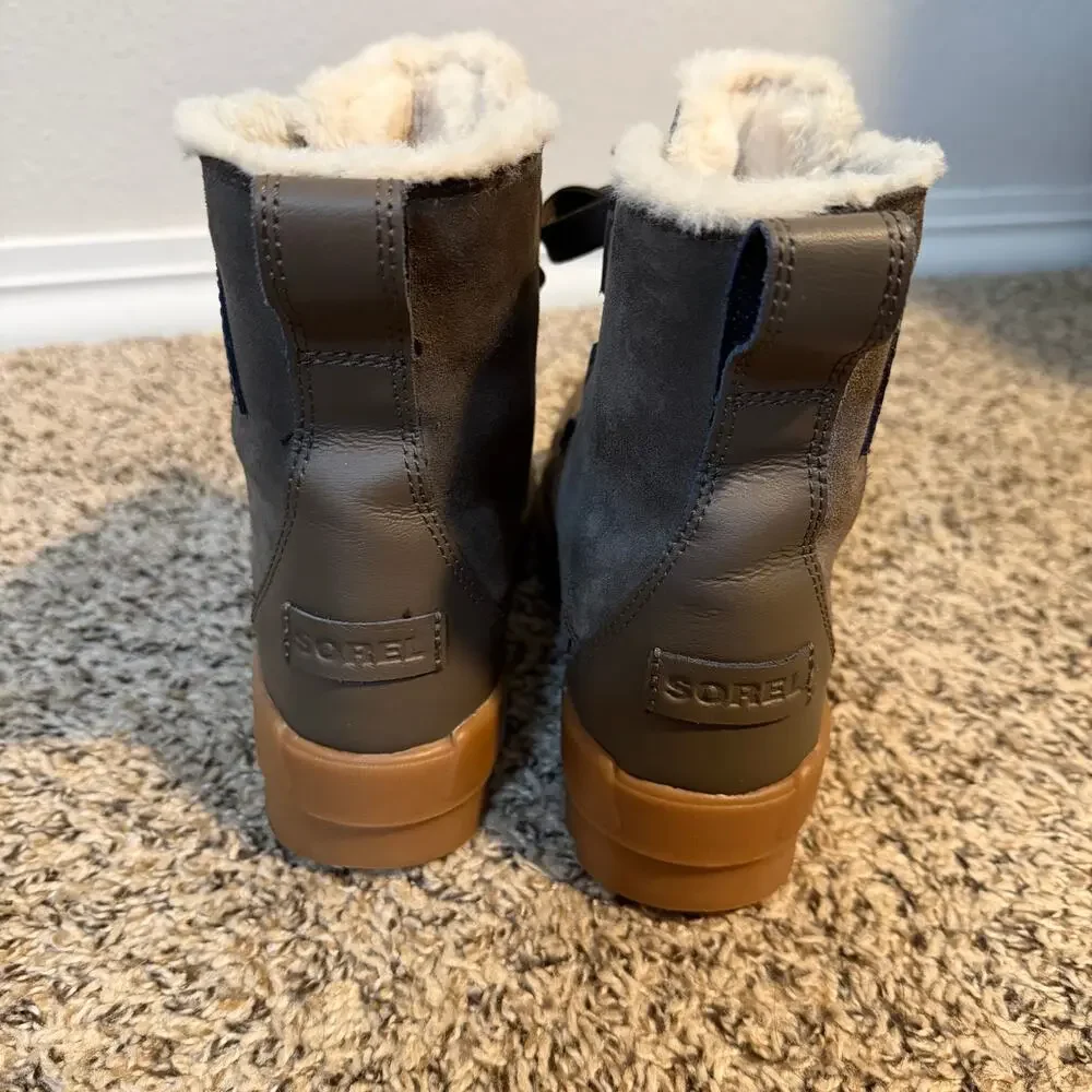 Sorel Women's Tivoli Waterproof Boots Size 7.5